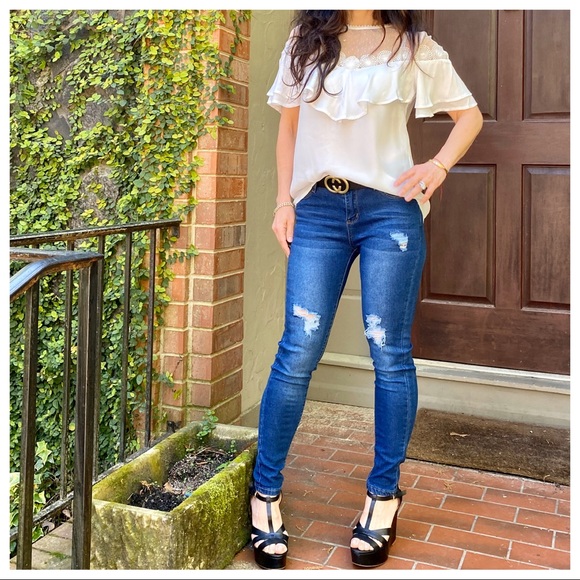 CHIC SO PRETTY LACE TRIM TOP - Picture 2 of 7